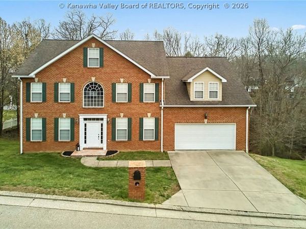 109 Cyrus Point, Charleston, WV 25314