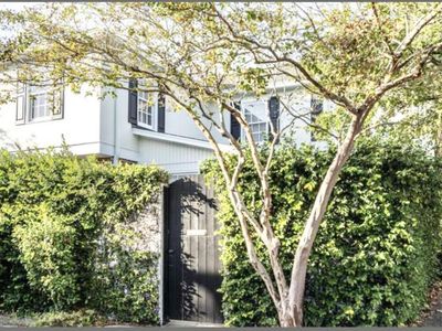 2 Poulnot Lane, Charleston, SC 29401