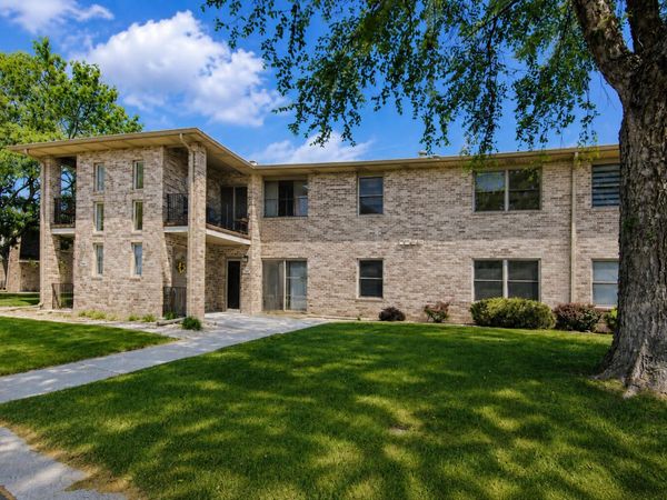944 Birch Drive, Crown Point, IN 46307