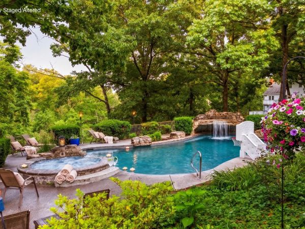 420 Sunny Brook Drive , Branson, MO 65616
