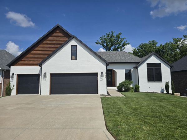 6038 S Maryland Avenue , Springfield, MO 65810
