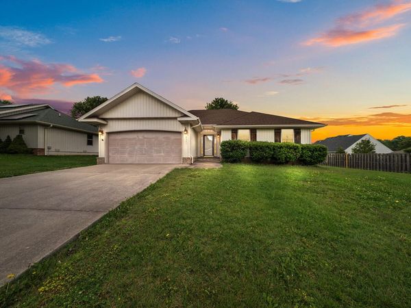 2323 E Logan Street , Republic, MO 65738