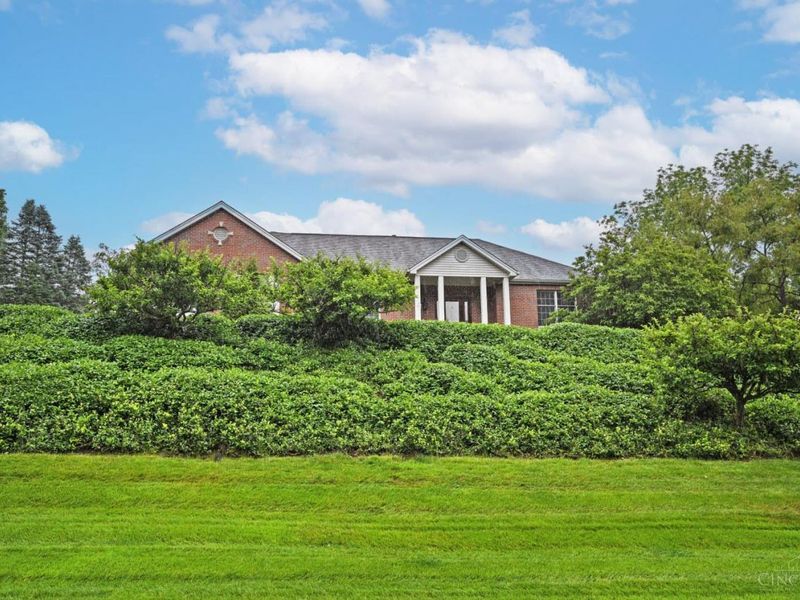 848 Cannes Court, Miami Twp, OH 45140 Photo 2