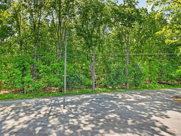 Dosen Road , Middletown, NY 10940