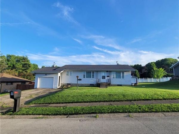 127 E Harrison Street, Lewisburg, OH 45338