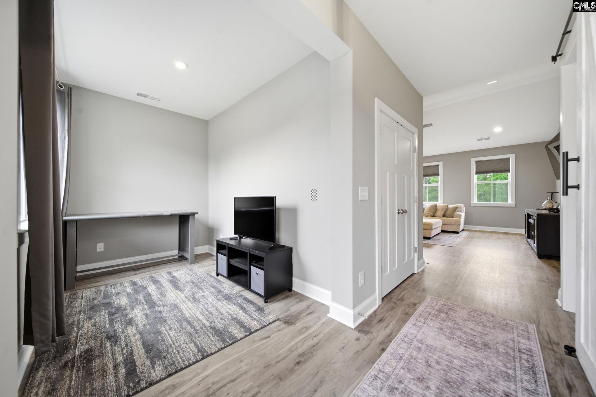 172 Living Waters Boulevard  Photo 4