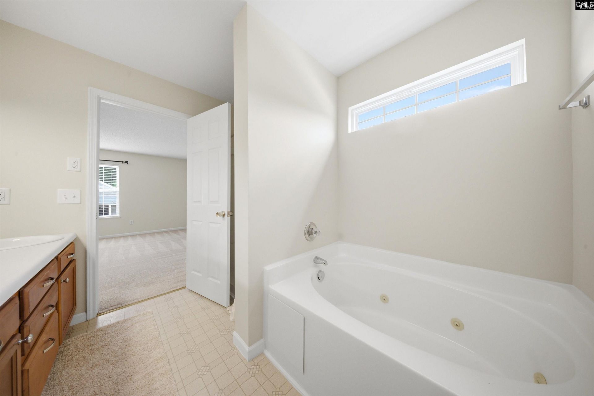 201 Rindle Drive  Photo 32