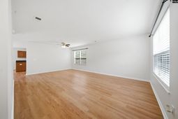 201 Rindle Drive  photo 4