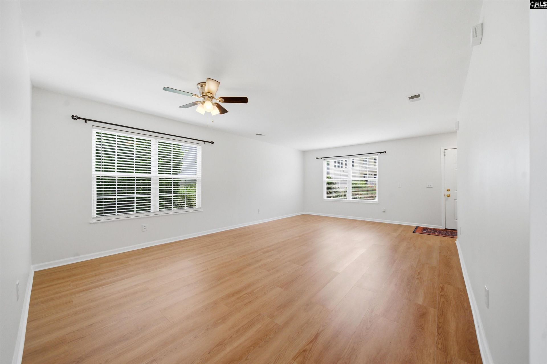 201 Rindle Drive  Photo 6