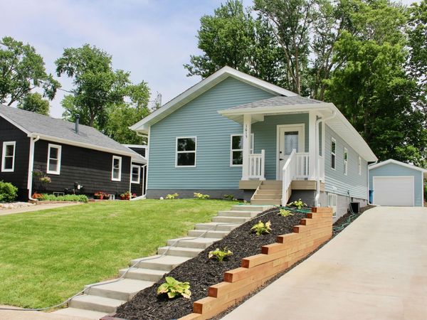 1615 56th Street, Des Moines, IA 50310