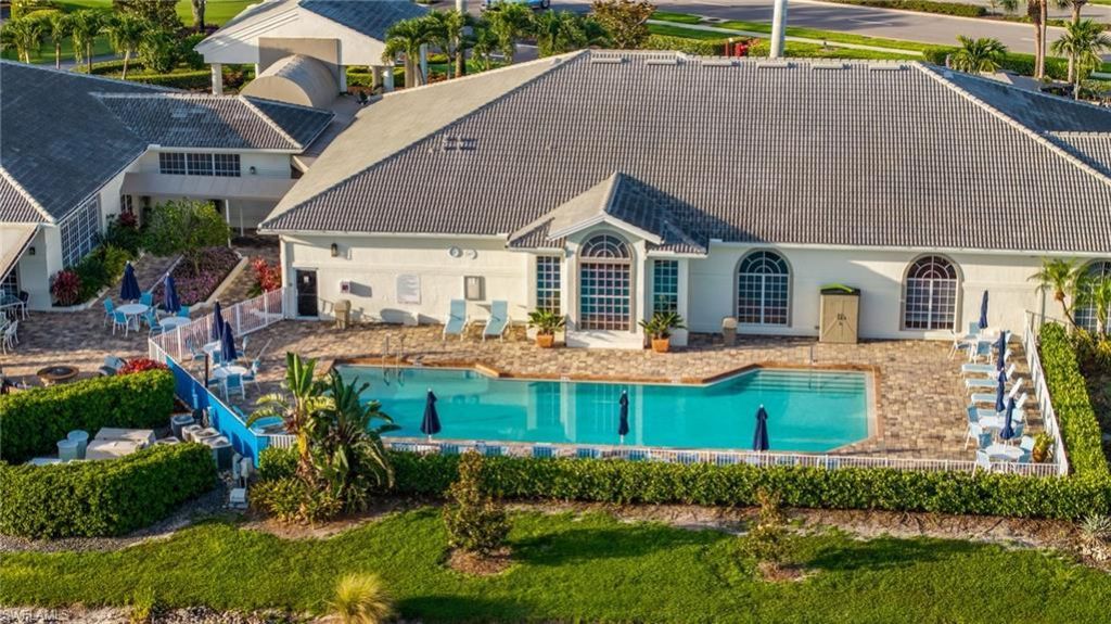 6894 Sterling Greens Ct, Unit 201, Naples, FL 34104 Photo