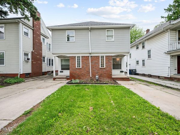 2115 Wyndhurst Road , Toledo, OH 43607