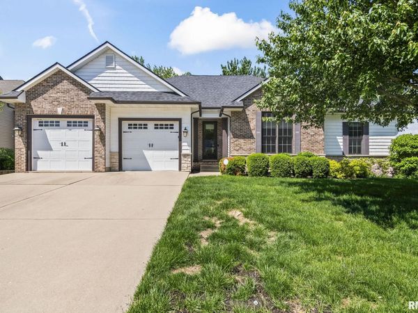 1621 Hoechester Road, Springfield, IL 62712