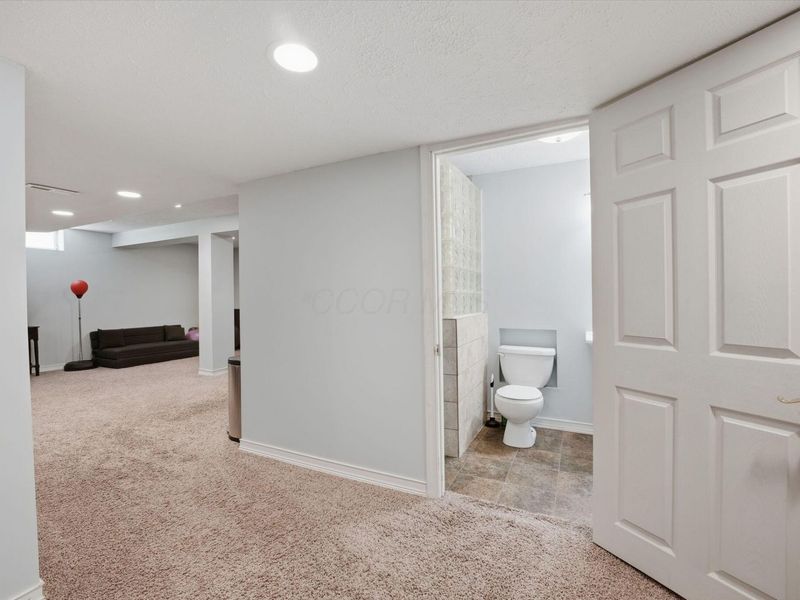 275 Spruce Hill Drive, Columbus, OH 43230 Photo 35