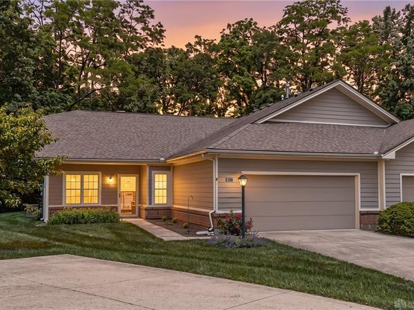 3366 Darbyshire Drive, Beavercreek, OH 45440