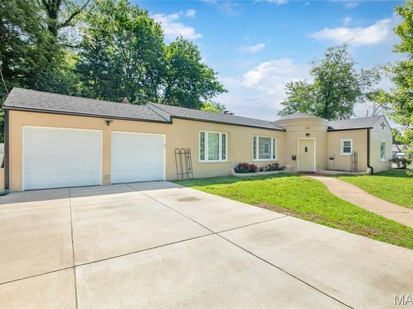 102 Mesa, Collinsville, IL 62234