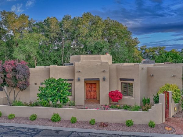 1638 Rancho Guadalupe Trail NW, Albuquerque, NM 87107