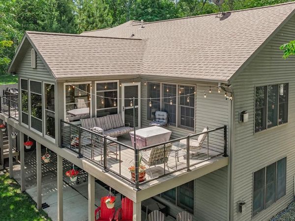 S9194 Dam Heights Road, Prairie Du Sac, WI 53578