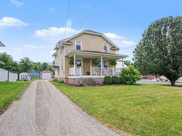 484 E MAIN STREET, THOMPSONTOWN, PA 17094