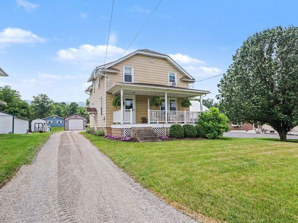 484 E MAIN STREET, THOMPSONTOWN, PA 17094