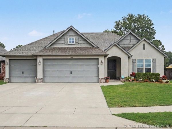 2904 W Mobile Street, Broken Arrow, OK 74011