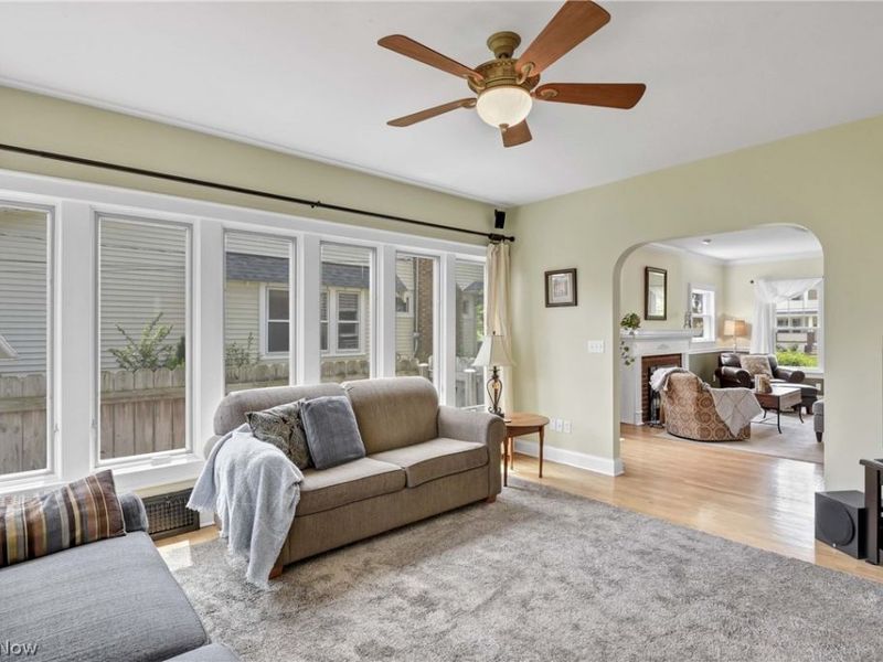 1615 Waterbury Road, Lakewood, OH 44107 Photo 10