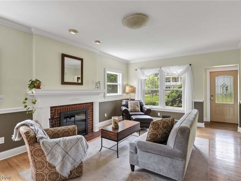 1615 Waterbury Road, Lakewood, OH 44107 Photo 8