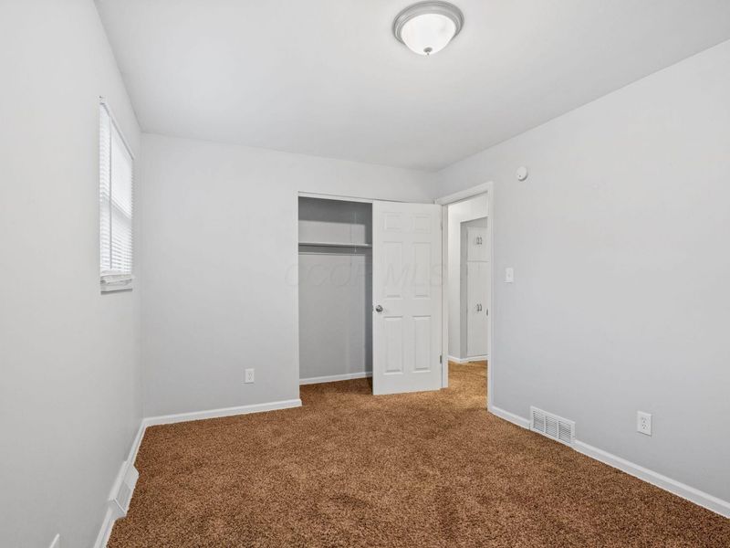909 Hillery Road , Columbus, OH 43229 Photo 23