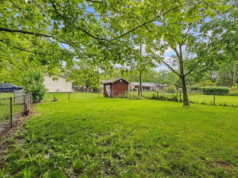 909 Hillery Road , Columbus, OH 43229 Photo 33