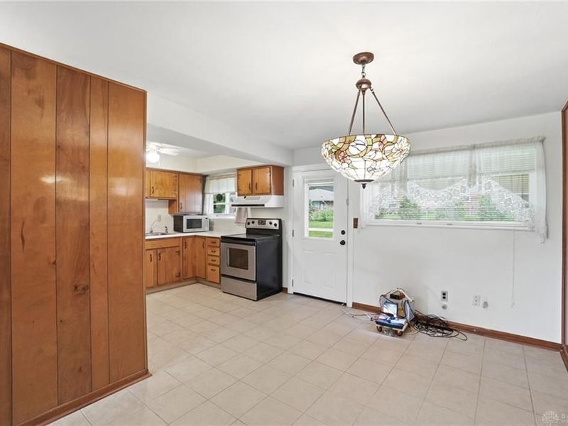 3856 Hertland Drive, Kettering, OH 45439 Photo 13