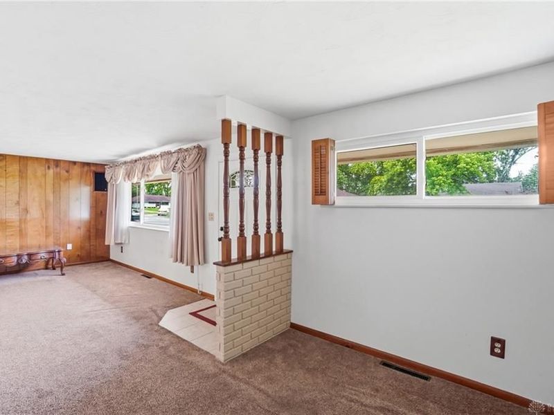 3856 Hertland Drive, Kettering, OH 45439 Photo 9