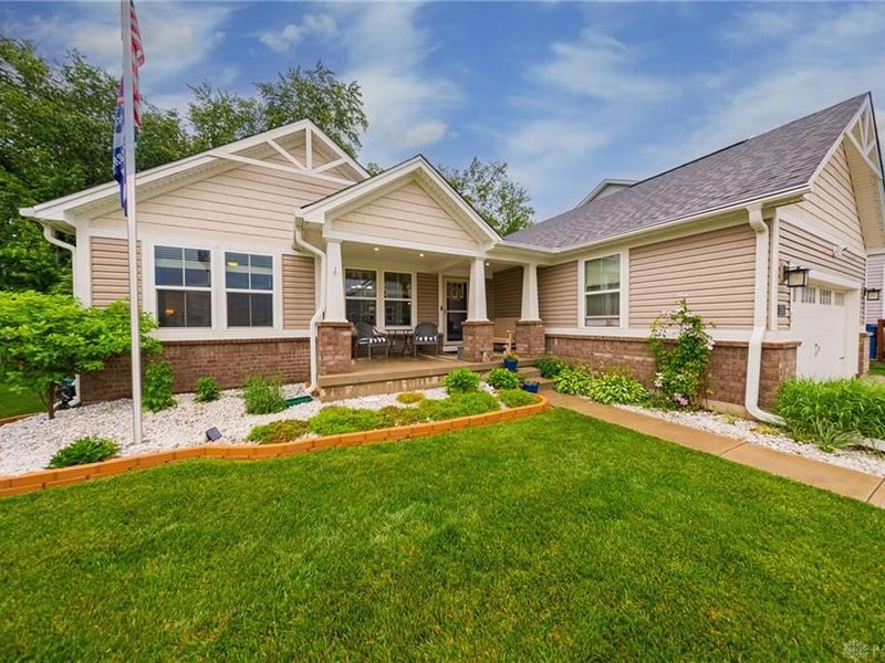 3165 White Ash Drive, Tipp City, OH 45371 Photo 3