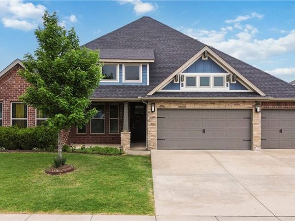 1261 Hope Street , Centerton, AR 72719