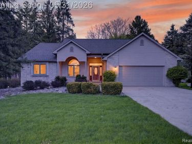 9508 Pine Needle Trail, Flushing Twp, MI 48433