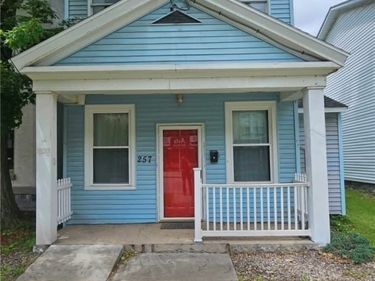 257 W Genesee Street , Chittenango, NY 13037