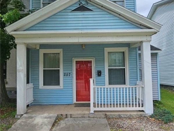 257 W Genesee Street , Chittenango, NY 13037