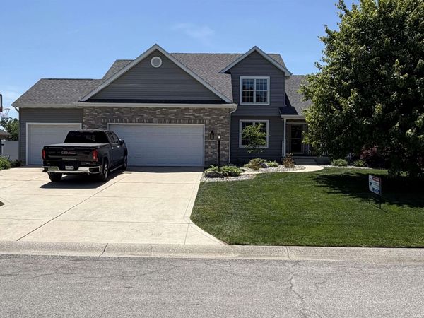 10062 Heather Brooke Drives, Osceola, IN 46561