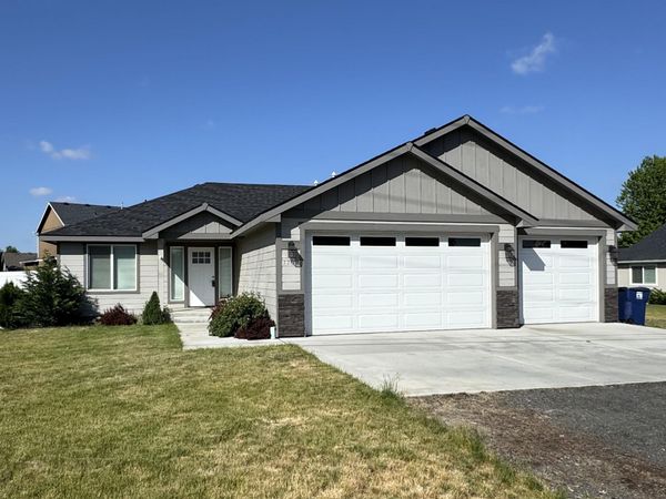 7702 N Five Mile Rd, Spokane, WA 99208