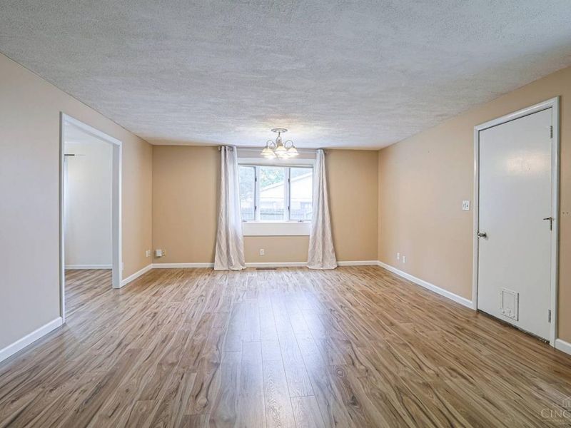 190 Bethel Road, Dayton, OH 45458 Photo 6