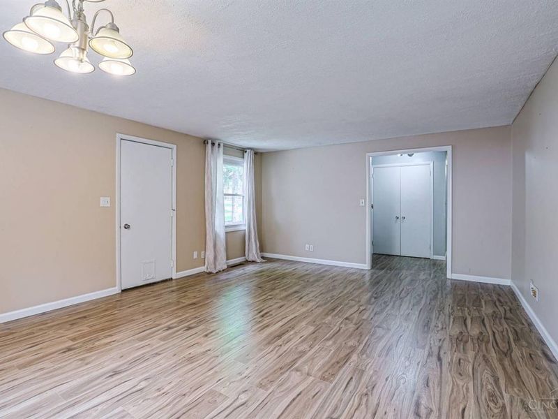 190 Bethel Road, Dayton, OH 45458 Photo 8