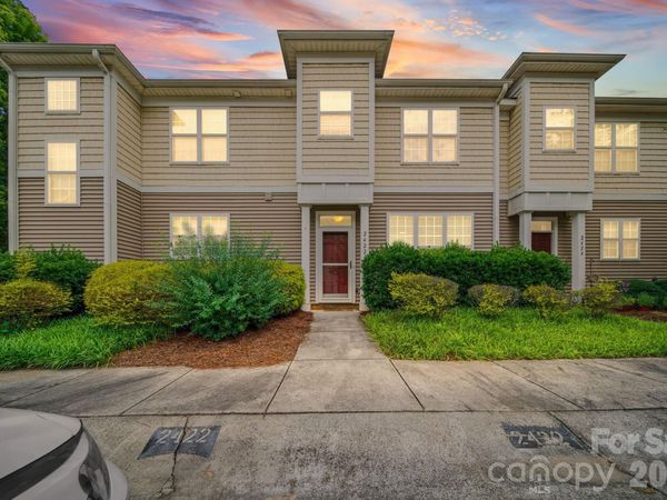 2422 Loch Stone Drive, Gastonia, NC 28054