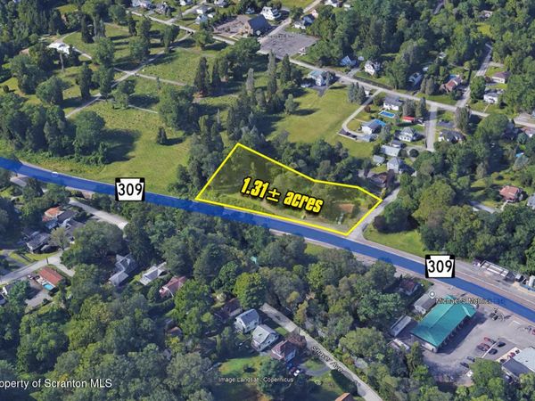 1674 N Memorial Highway , Trucksville, PA 18708