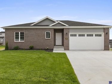 5838 S 94th Street , Lincoln, NE 68526