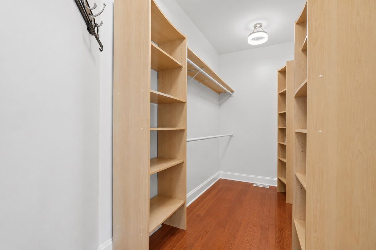 1421 Shoreline Dr. Photo 18
