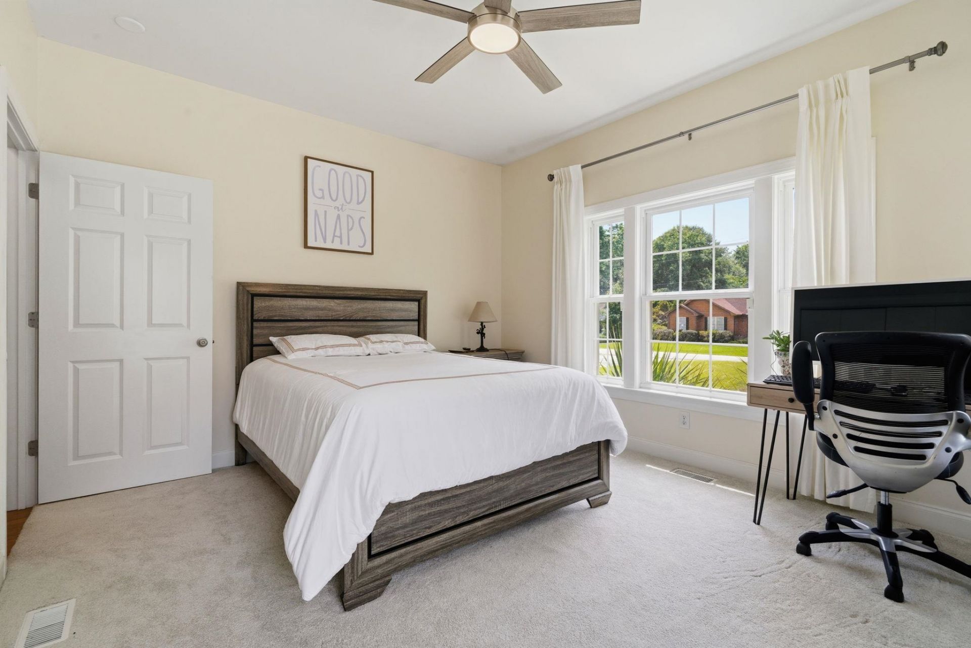 1421 Shoreline Dr. Photo 22
