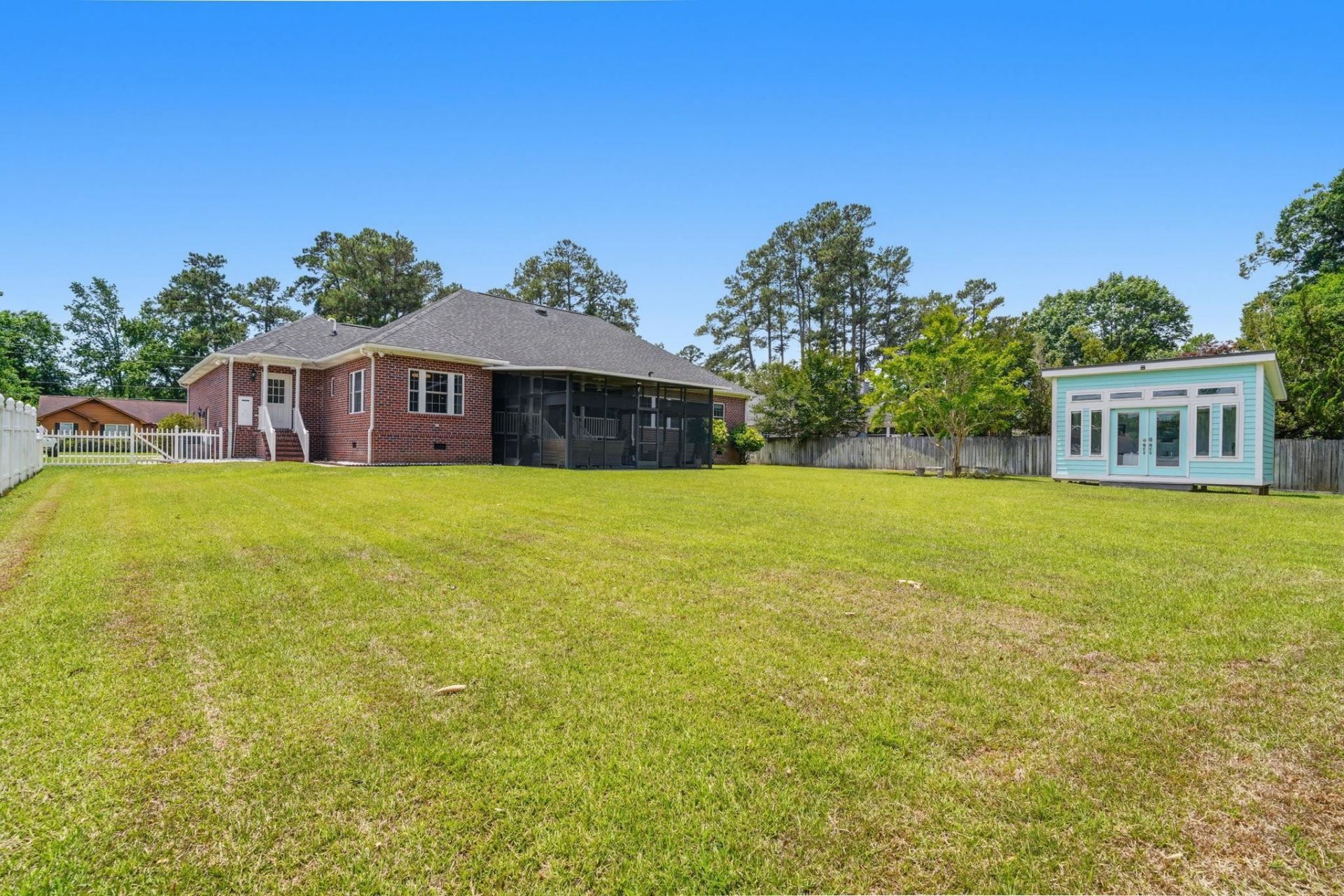 1421 Shoreline Dr. Photo 31