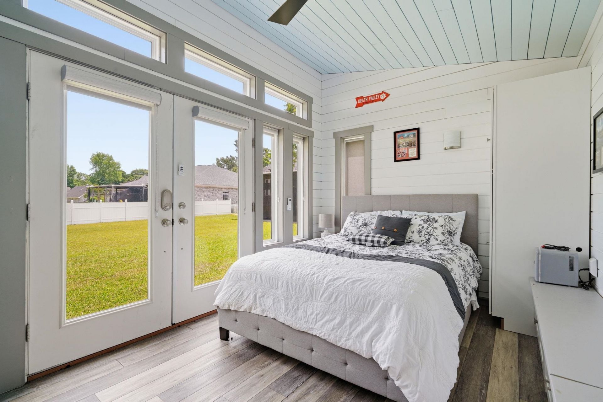 1421 Shoreline Dr. Photo 33