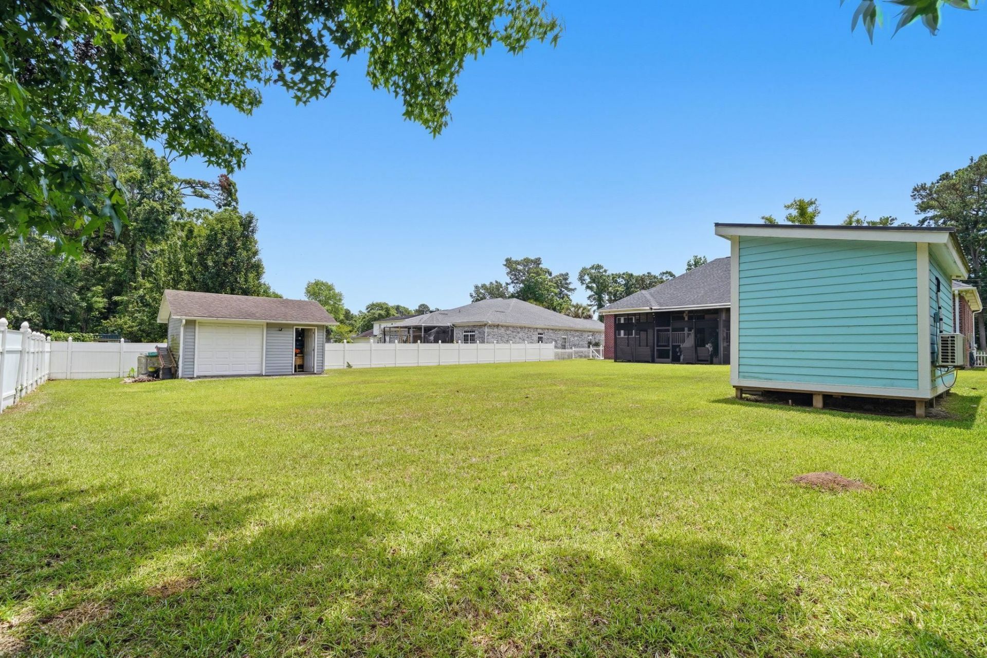 1421 Shoreline Dr. Photo 35