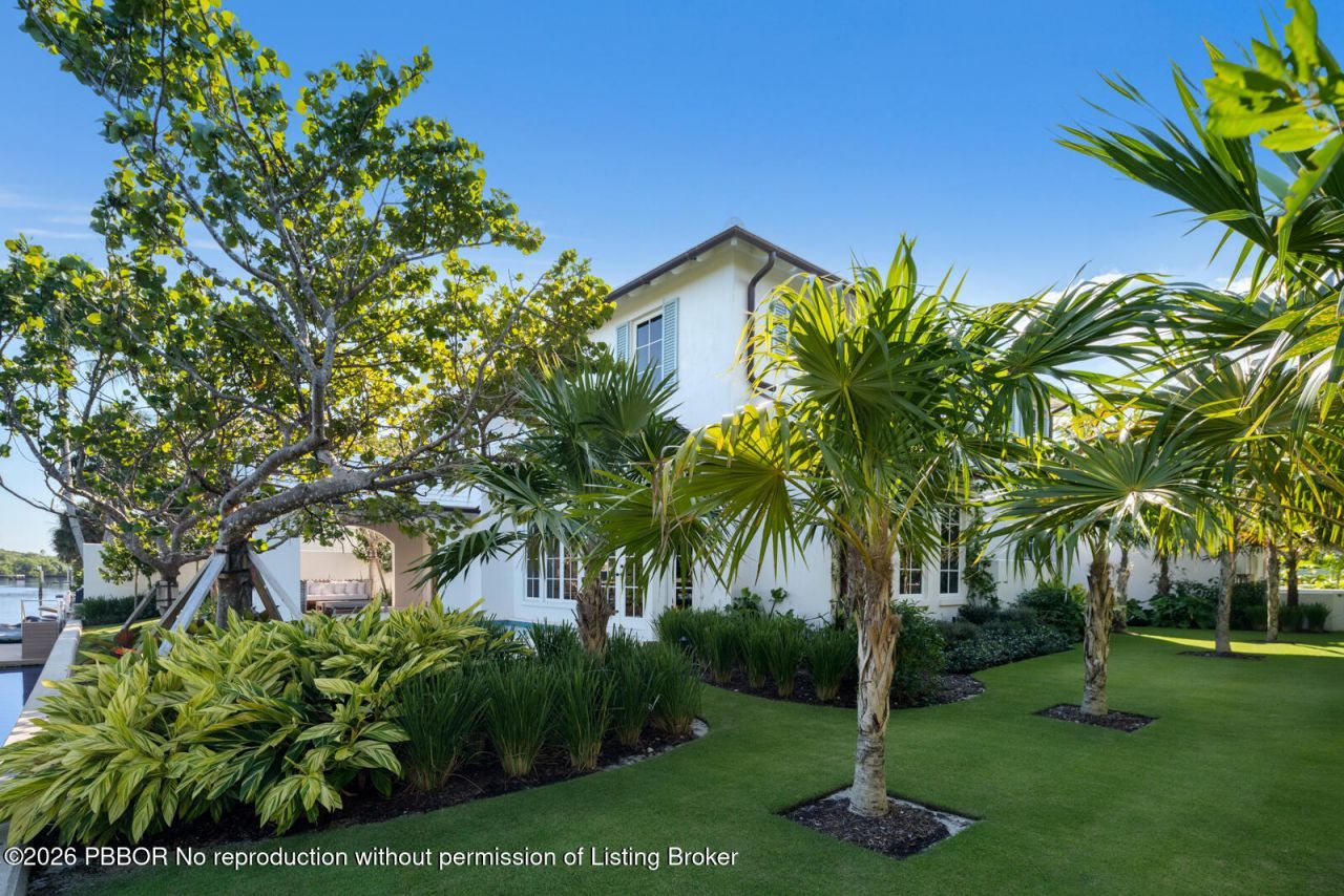 2219 Ibis Isle Road E, Palm Beach, FL 33480 Photo