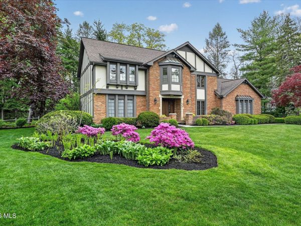 4455 Falconhurst Court , Sylvania, OH 43560